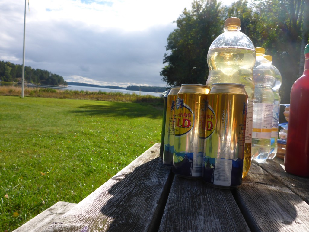 Provianten fick lite sol på sig innan regnet kom