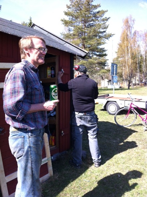 Närbild på dörrmontage med publik FOTO: Anna Styrud